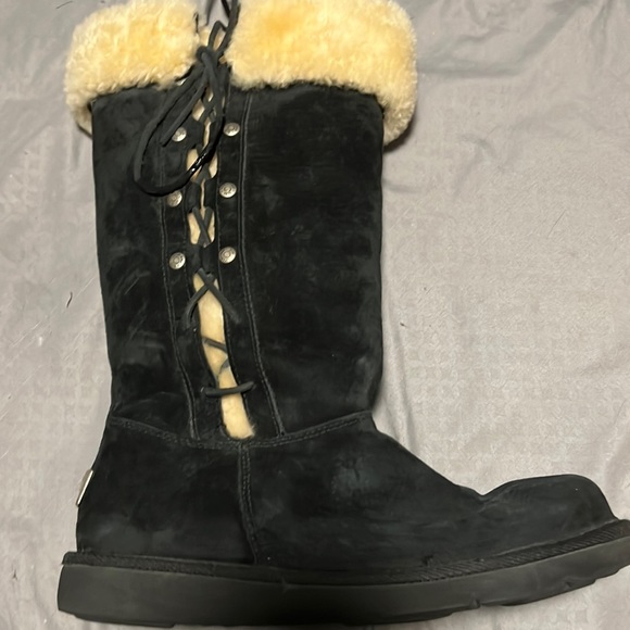 Women’s UGG Boots size 8 - Picture 1 of 3